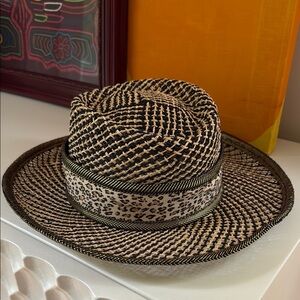 Black Tan Woven Straw Hat with Metallic Animal Print Trim Beach Golf Sun